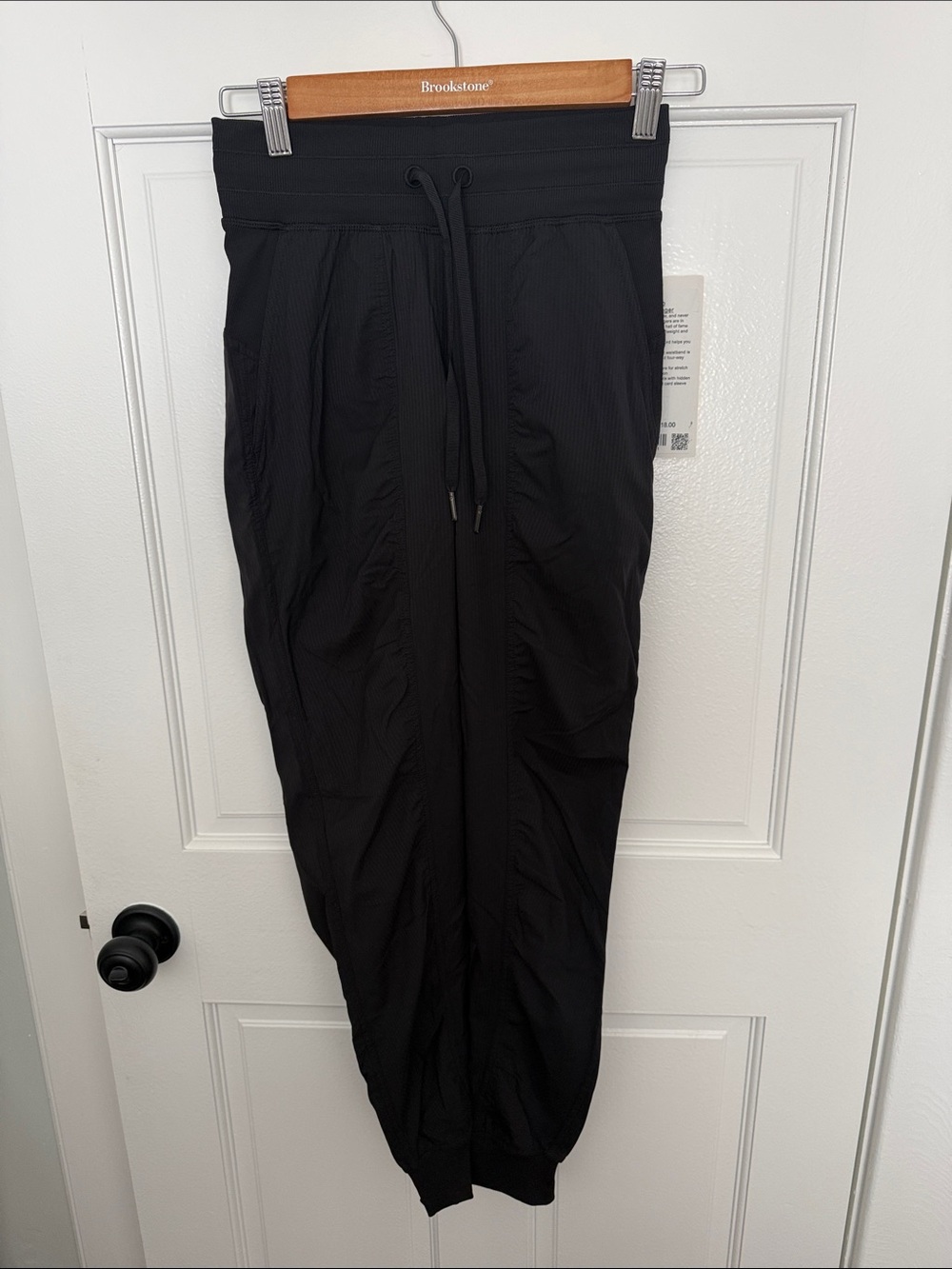 lululemon athletica Black Cropped Jogger Pants
